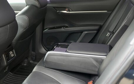 Toyota Camry, 2018 год, 2 900 000 рублей, 14 фотография