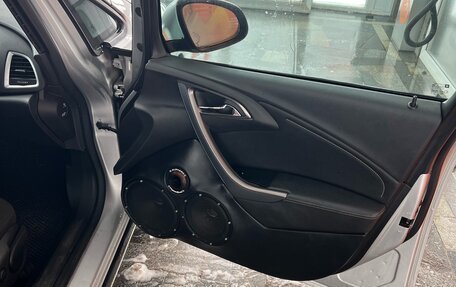 Opel Astra J, 2012 год, 600 000 рублей, 5 фотография