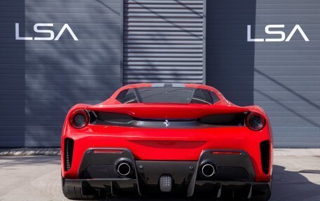 Ferrari 488, 2018 год, 79 000 000 рублей, 4 фотография