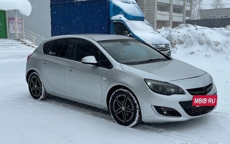 Opel Astra J, 2012 год, 600 000 рублей, 3 фотография