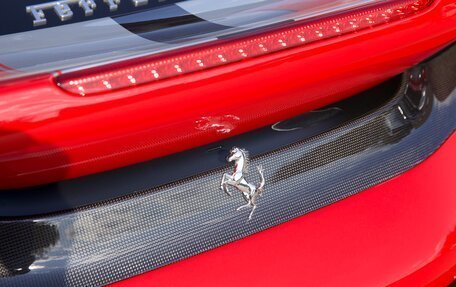 Ferrari 488, 2018 год, 79 000 000 рублей, 9 фотография