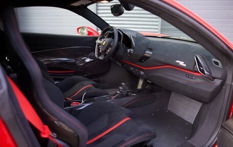 Ferrari 488, 2018 год, 79 000 000 рублей, 23 фотография