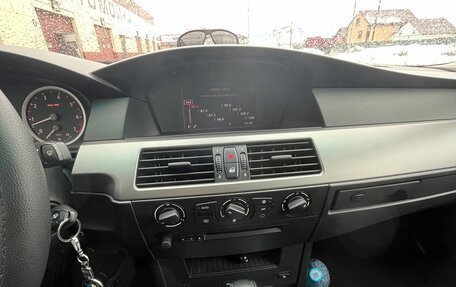 BMW 5 серия, 2004 год, 1 200 000 рублей, 21 фотография