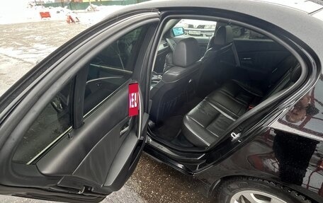 BMW 5 серия, 2004 год, 1 200 000 рублей, 14 фотография