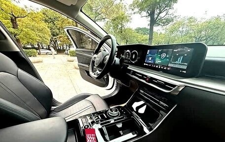 KIA K5, 2022 год, 2 350 000 рублей, 5 фотография