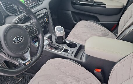 KIA Sportage IV рестайлинг, 2016 год, 2 400 000 рублей, 8 фотография