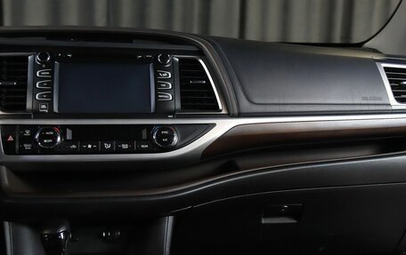 Toyota Highlander III, 2014 год, 2 649 000 рублей, 13 фотография