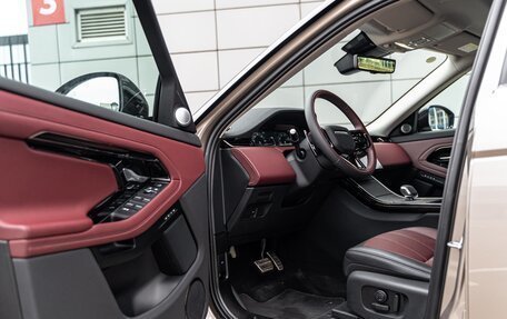 Land Rover Range Rover Evoque II, 2025 год, 6 490 000 рублей, 7 фотография