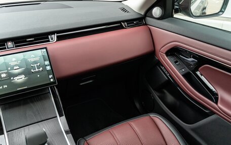 Land Rover Range Rover Evoque II, 2025 год, 6 490 000 рублей, 39 фотография