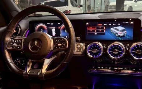 Mercedes-Benz GLB, 2022 год, 2 050 000 рублей, 8 фотография