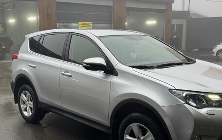 Toyota RAV4, 2013 год, 1 750 000 рублей, 2 фотография