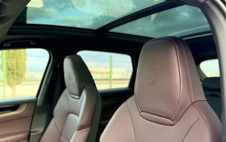 Porsche Cayenne III, 2025 год, 19 970 000 рублей, 15 фотография