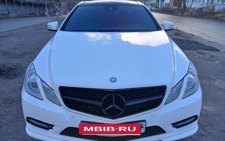 Mercedes-Benz E-Класс, 2013 год, 1 600 000 рублей, 2 фотография