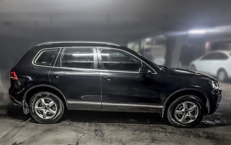 Volkswagen Touareg III, 2012 год, 1 650 000 рублей, 8 фотография