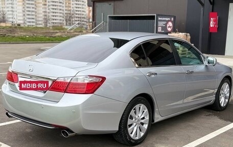 Honda Accord IX рестайлинг, 2013 год, 1 375 000 рублей, 3 фотография