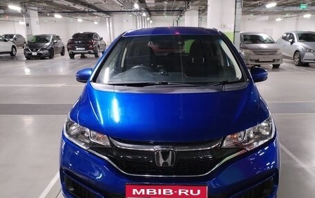 Honda Fit III, 2018 год, 980 000 рублей, 1 фотография
