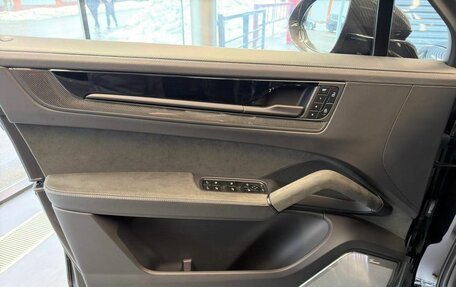 Porsche Cayenne III, 2023 год, 23 499 000 рублей, 12 фотография