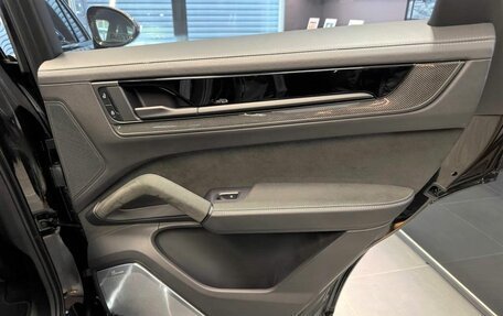 Porsche Cayenne III, 2023 год, 23 499 000 рублей, 22 фотография