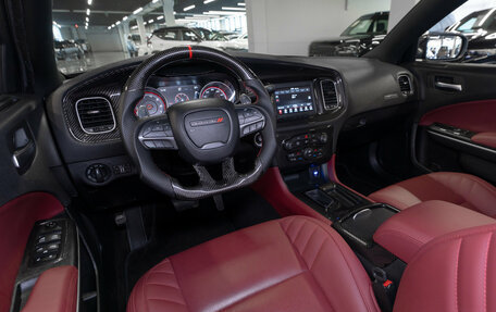 Dodge Charger, 2019 год, 3 900 000 рублей, 7 фотография