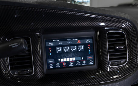 Dodge Charger, 2019 год, 3 900 000 рублей, 16 фотография