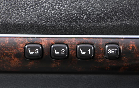 Toyota Land Cruiser 200, 2013 год, 4 199 000 рублей, 9 фотография