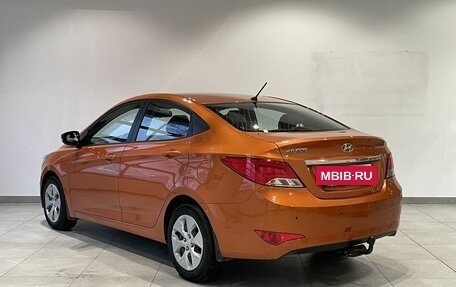 Hyundai Solaris II рестайлинг, 2015 год, 1 099 000 рублей, 7 фотография