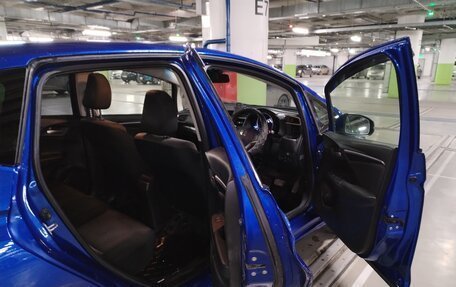 Honda Fit III, 2018 год, 980 000 рублей, 6 фотография