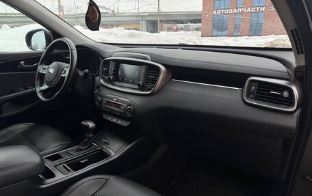 KIA Sorento III Prime рестайлинг, 2018 год, 2 750 000 рублей, 18 фотография