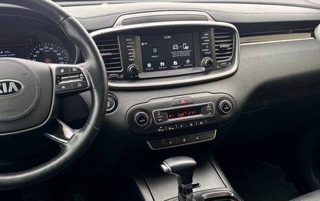 KIA Sorento III Prime рестайлинг, 2018 год, 2 750 000 рублей, 26 фотография