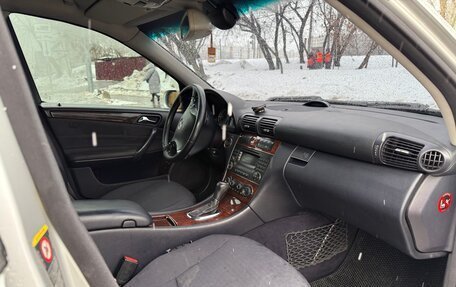 Mercedes-Benz C-Класс, 2005 год, 630 000 рублей, 14 фотография