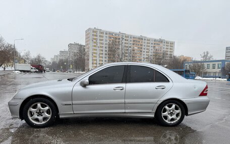 Mercedes-Benz C-Класс, 2005 год, 630 000 рублей, 9 фотография