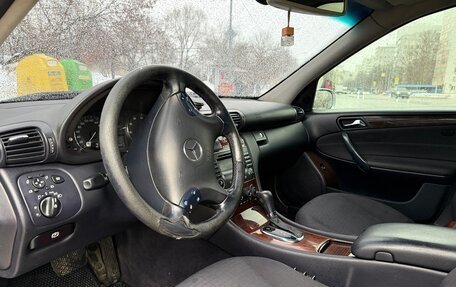 Mercedes-Benz C-Класс, 2005 год, 630 000 рублей, 18 фотография