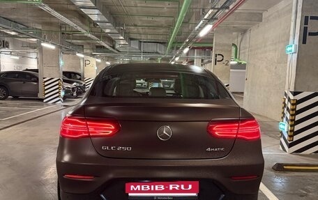 Mercedes-Benz GLC Coupe, 2017 год, 4 180 000 рублей, 2 фотография