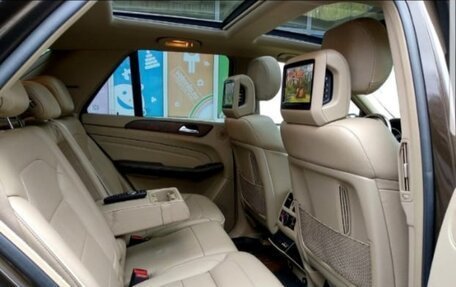 Mercedes-Benz M-Класс, 2012 год, 2 590 000 рублей, 7 фотография