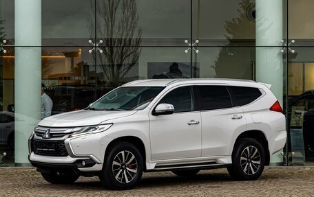 Mitsubishi Pajero Sport III рестайлинг, 2017 год, 2 395 000 рублей, 1 фотография