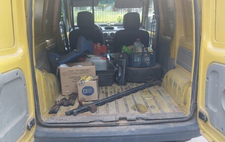 Renault Kangoo II рестайлинг, 2004 год, 270 000 рублей, 2 фотография