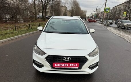 Hyundai Solaris II рестайлинг, 2017 год, 780 000 рублей, 5 фотография