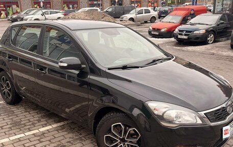 KIA cee'd I рестайлинг, 2011 год, 1 040 000 рублей, 2 фотография