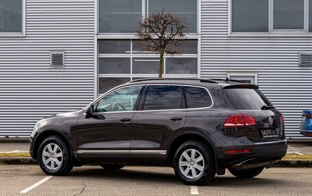 Volkswagen Touareg III, 2013 год, 1 795 000 рублей, 4 фотография