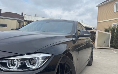 BMW 3 серия, 2017 год, 1 800 000 рублей, 3 фотография