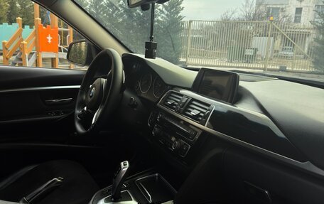 BMW 3 серия, 2017 год, 1 800 000 рублей, 7 фотография