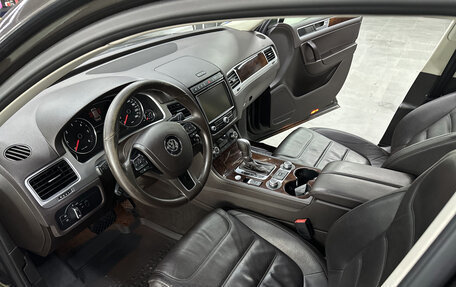 Volkswagen Touareg III, 2015 год, 2 990 000 рублей, 5 фотография