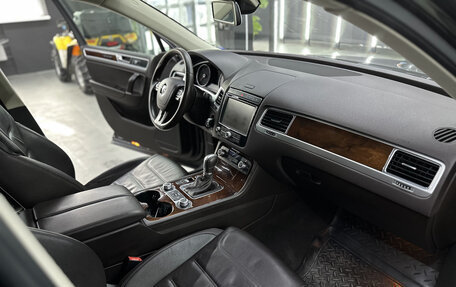 Volkswagen Touareg III, 2015 год, 2 990 000 рублей, 6 фотография