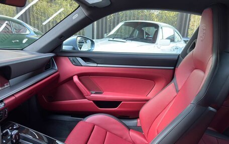 Porsche 911, 2025 год, 25 000 000 рублей, 6 фотография