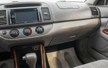 Toyota Camry V40, 2002 год, 909 000 рублей, 21 фотография