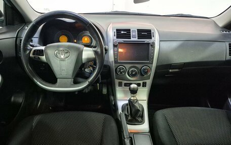 Toyota Corolla, 2011 год, 1 025 000 рублей, 10 фотография