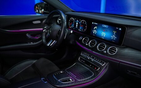 Mercedes-Benz E-Класс, 2021 год, 5 100 000 рублей, 31 фотография