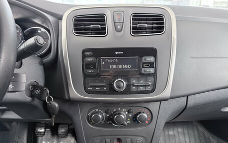 Renault Logan II, 2019 год, 1 249 000 рублей, 7 фотография