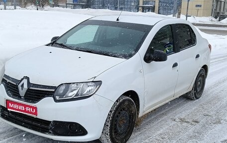 Renault Logan II, 2016 год, 415 000 рублей, 1 фотография