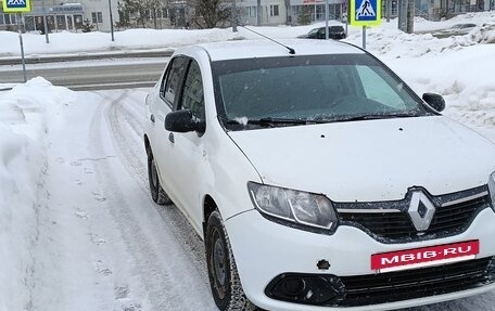 Renault Logan II, 2016 год, 415 000 рублей, 4 фотография